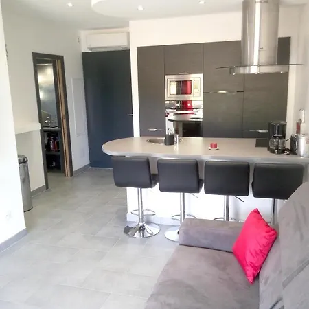 A Di Tuda Avec Piscine Partagee Apartment