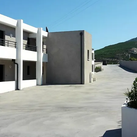 A Di Tuda Avec Piscine Partagee Olmeta-di-Tuda