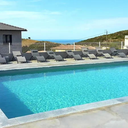 A Di Tuda Avec Piscine Partagee Apartment